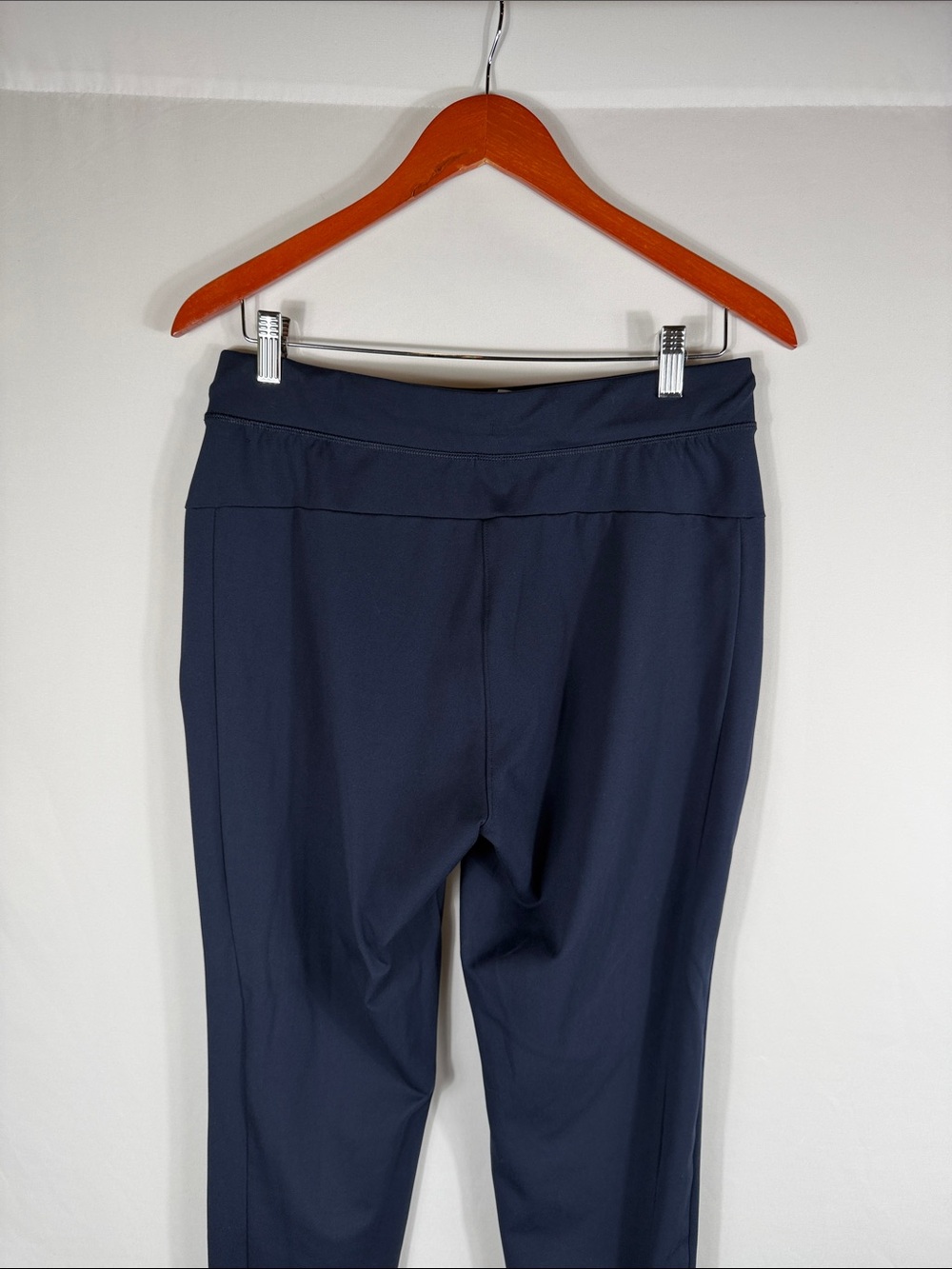 Yogalicious Lux Avenue Jogger Navy Drawstring Waist. Pockets. Womens Size M - Picture 6 of 8